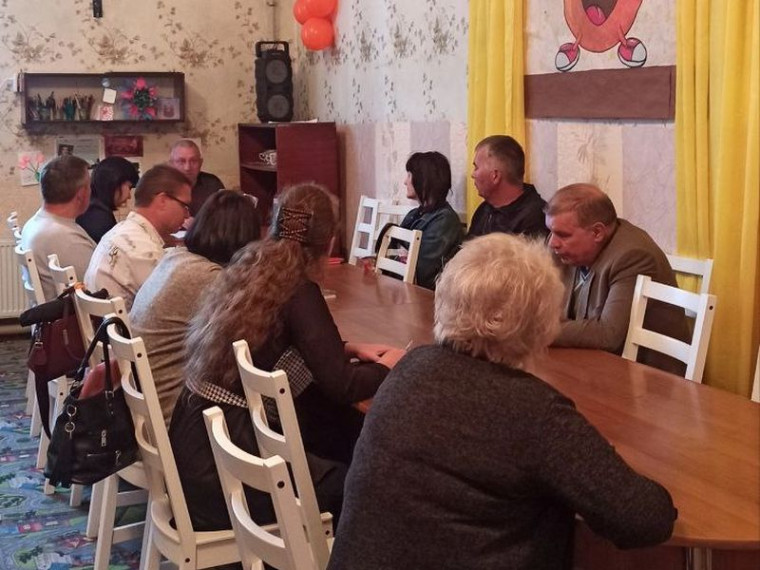 Глава администрации города Углегорска Захаров С.В. провел коммунальное совещание. Глава администрации города Углегорска Захаров С.В. провел коммунальное совещание.