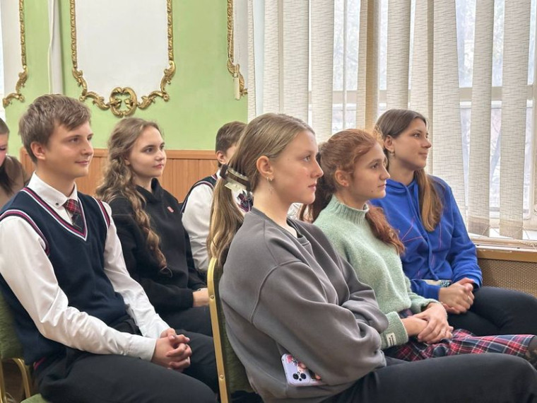 Воспитание семейных ценностей среди молодежи. Воспитание семейных ценностей среди молодежи.
