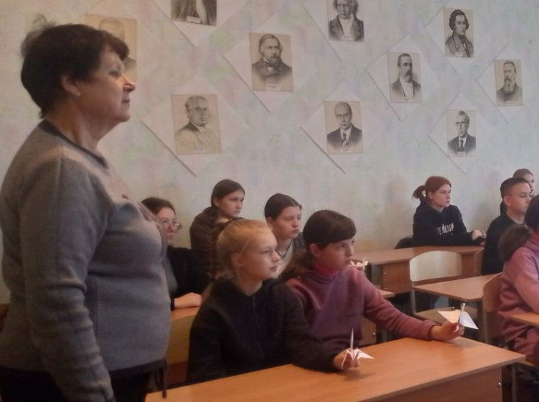 Состоялась беседа на тему: «Журавли над Родиной летят». Состоялась беседа на тему: «Журавли над Родиной летят».