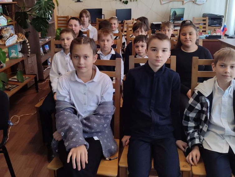 Проведен час памяти «...И в каждом сердце не забыты героев, павших имена». Проведен час памяти «...И в каждом сердце не забыты героев, павших имена».