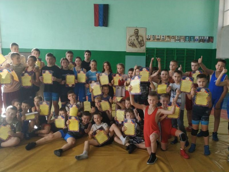 Соревнования по вольной борьбе. Соревнования по вольной борьбе.