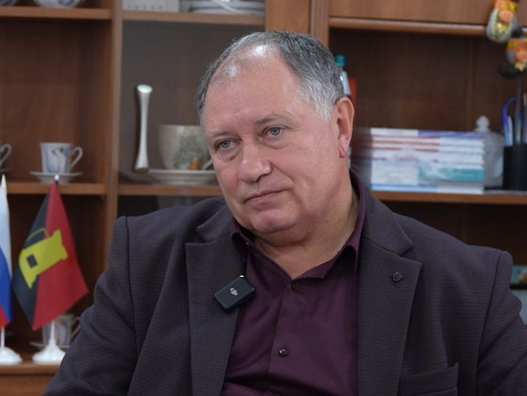 Врио главы муниципального образования городского округа Енакиево рассказал о встречах с бизнес сообществом. Врио главы муниципального образования городского округа Енакиево рассказал о встречах с бизнес сообществом.