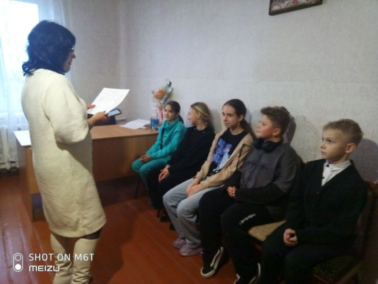 Проведена беседа с обучающимися о поведении в экстремальных условиях. Проведена беседа с обучающимися о поведении в экстремальных условиях.