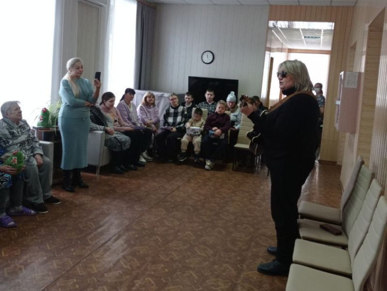 Волонтёры посетили городской округ Енакиево. Волонтёры посетили городской округ Енакиево.