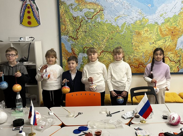В музее космонавта Георгия Берегового продолжается празднование новогодних каникул. В музее космонавта Георгия Берегового продолжается празднование новогодних каникул.
